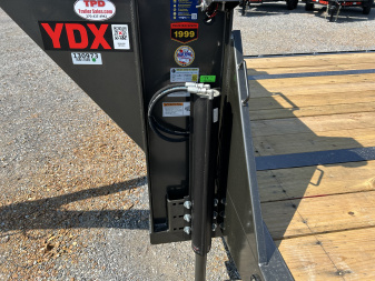 New 2026 MAXXD 102" x 32' 25.9K HYD Dove Gooseneck Trailer