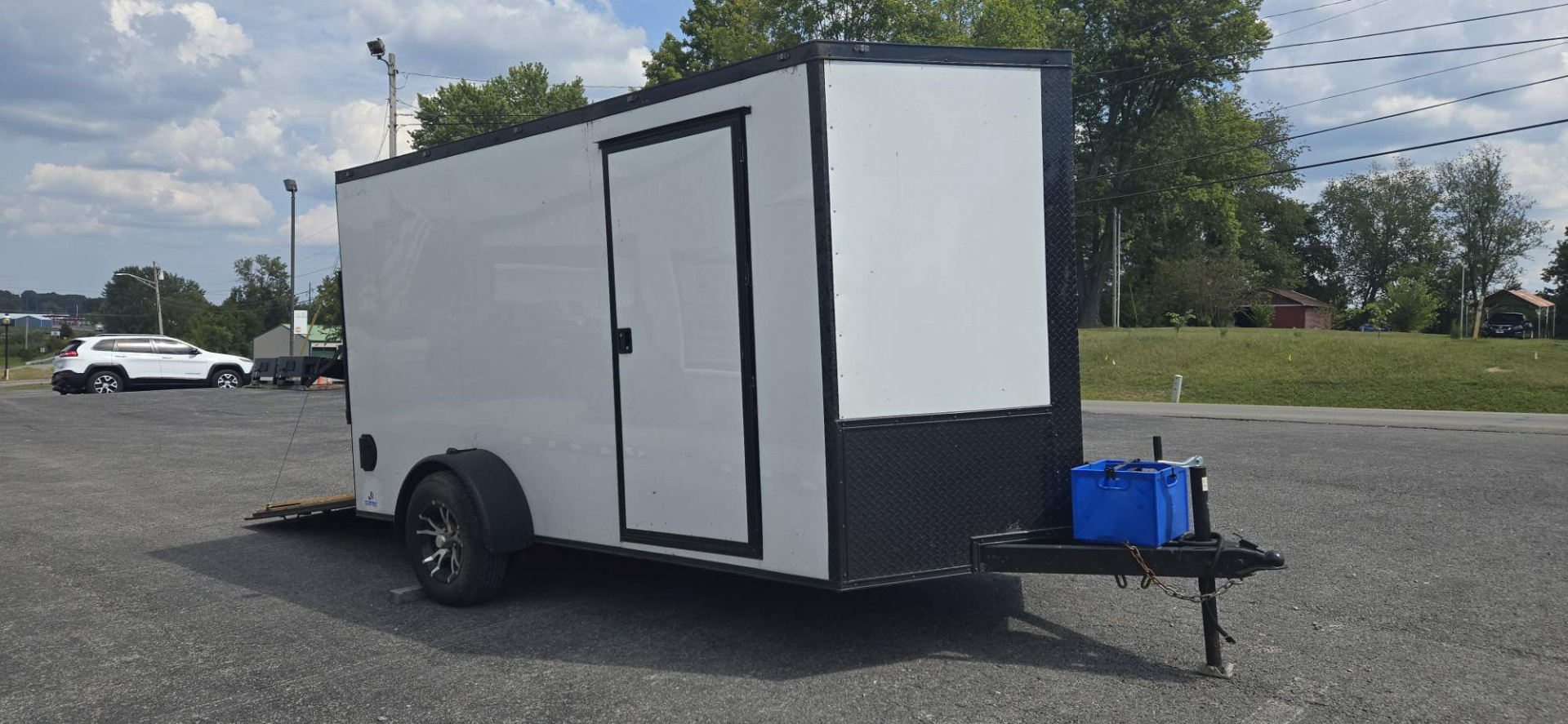 Used Repo 2024 Luxe 6x12sa Cargo / Enclosed Trailer