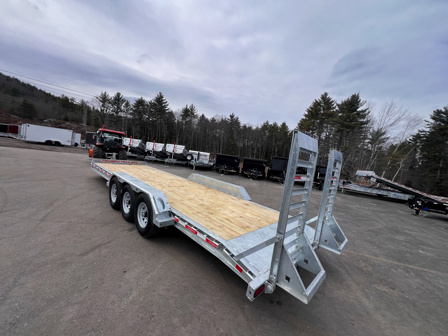 New 2026 Triumph 7x26 (24+2) Equipment Trailer / Galvanized/ I beam frame / Tri-Axle - 21,000GVW