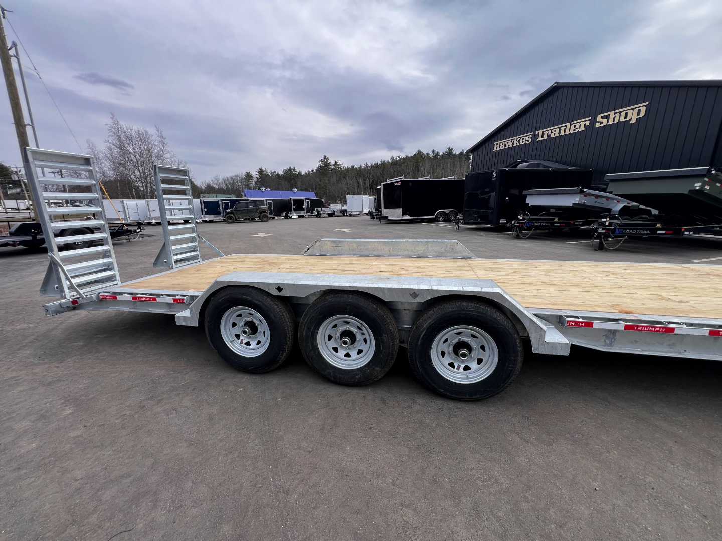 New 2026 Triumph 7x26 (24+2) Equipment Trailer / Galvanized/ I beam frame / Tri-Axle - 21,000GVW