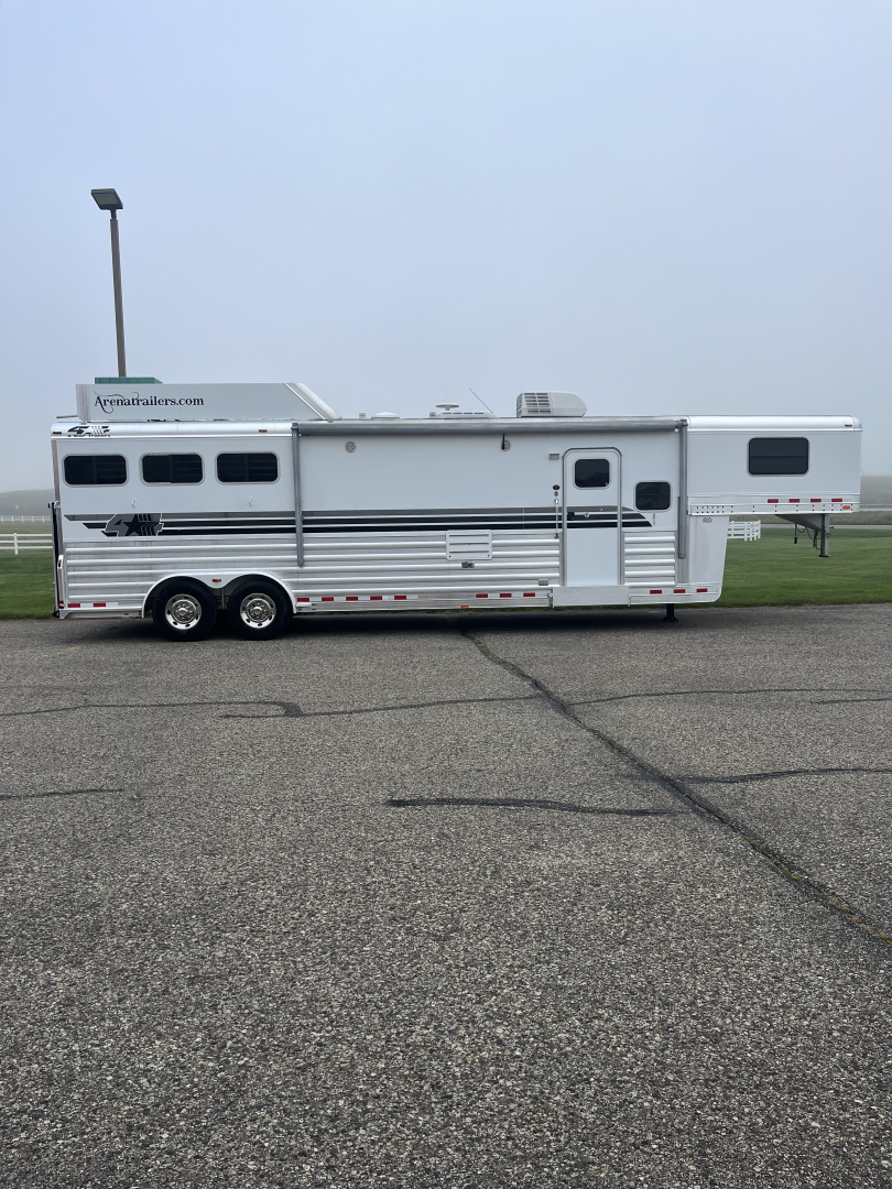 Used 2008 4-Star Trailers 3H 13' Trail Boss Conversions LQ Horse Trailer