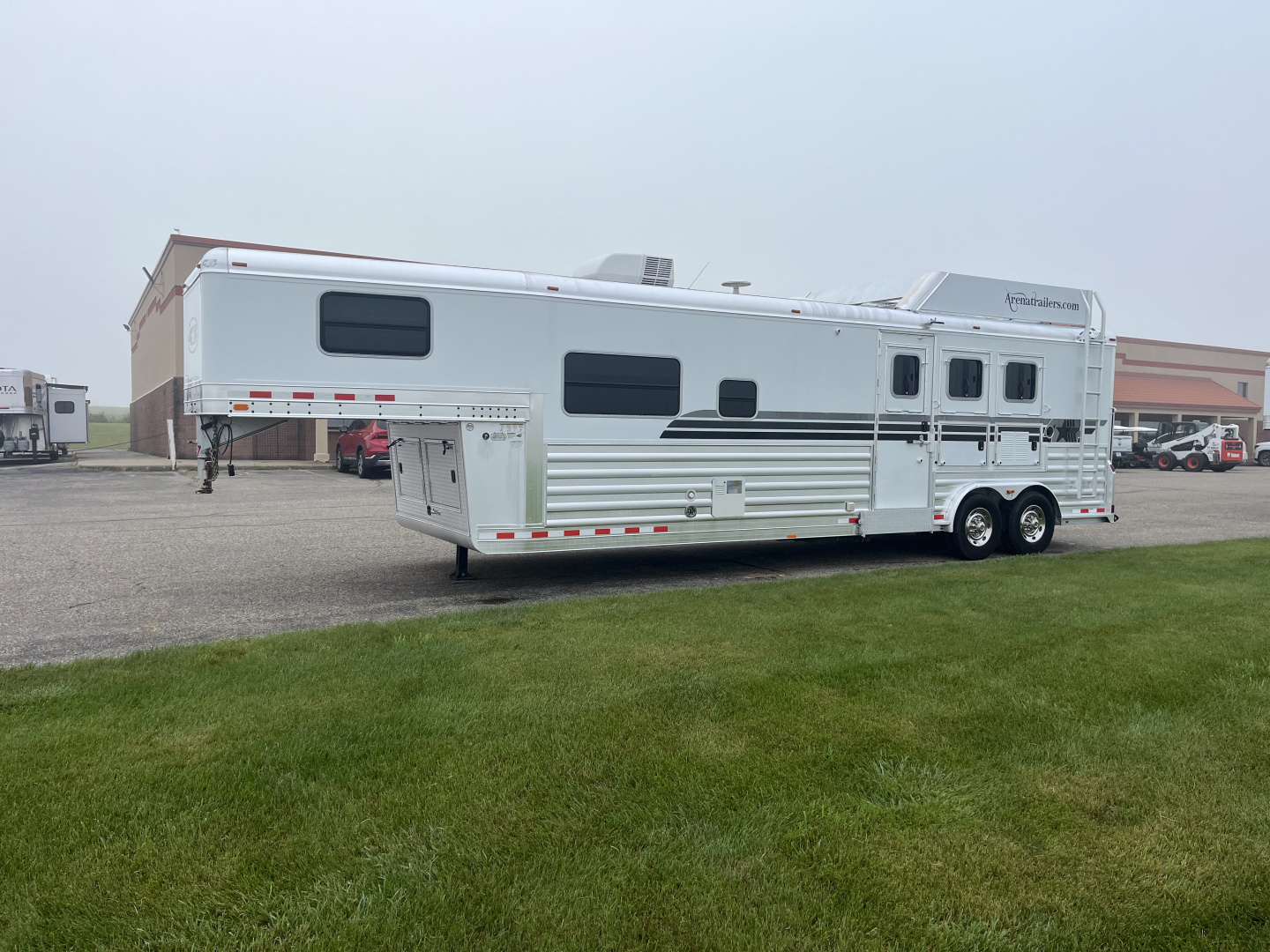 Used 2008 4-Star Trailers 3H 13' Trail Boss Conversions LQ Horse Trailer