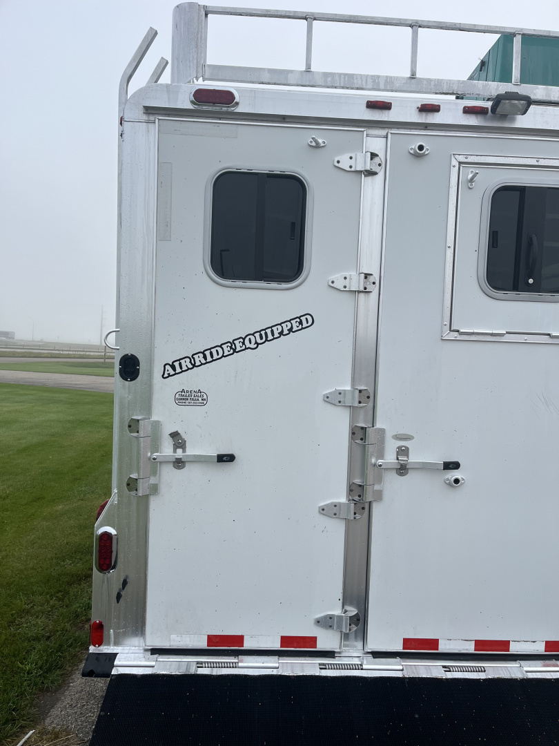 Used 2008 4-Star Trailers 3H 13' Trail Boss Conversions LQ Horse Trailer