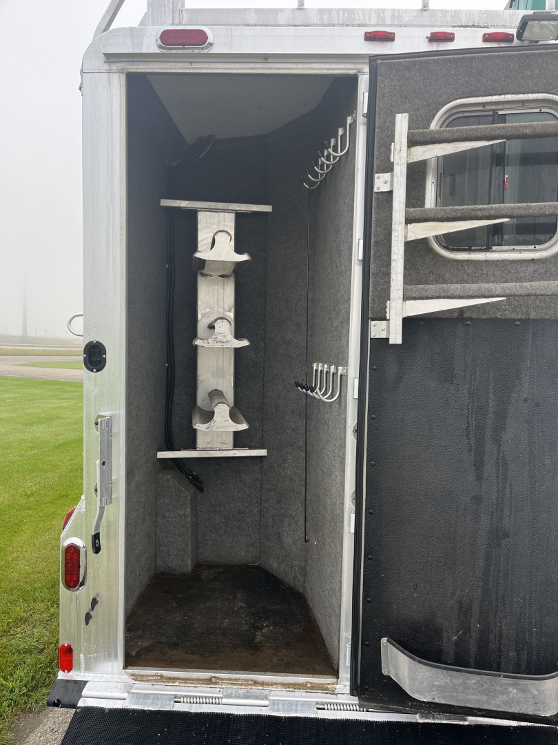 Used 2008 4-Star Trailers 3H 13' Trail Boss Conversions LQ Horse Trailer