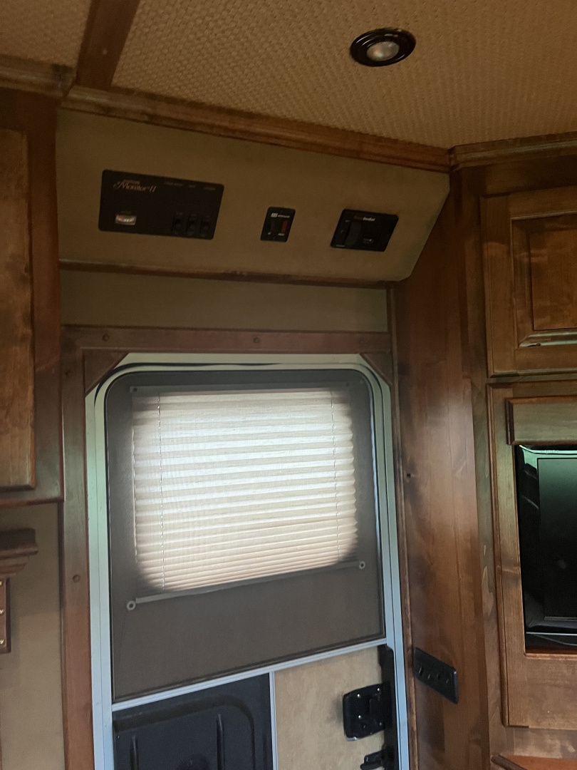 Used 2008 4-Star Trailers 3H 13' Trail Boss Conversions LQ Horse Trailer