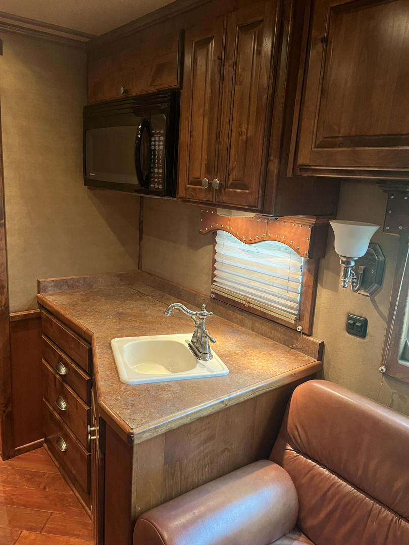 Used 2008 4-Star Trailers 3H 13' Trail Boss Conversions LQ Horse Trailer