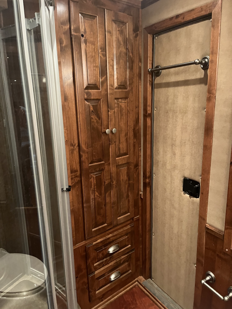 Used 2008 4-Star Trailers 3H 13' Trail Boss Conversions LQ Horse Trailer