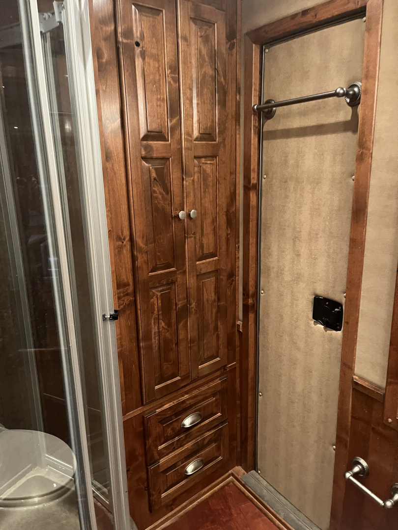 Used 2008 4-Star Trailers 3H 13' Trail Boss Conversions LQ Horse Trailer