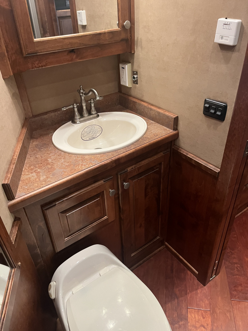 Used 2008 4-Star Trailers 3H 13' Trail Boss Conversions LQ Horse Trailer