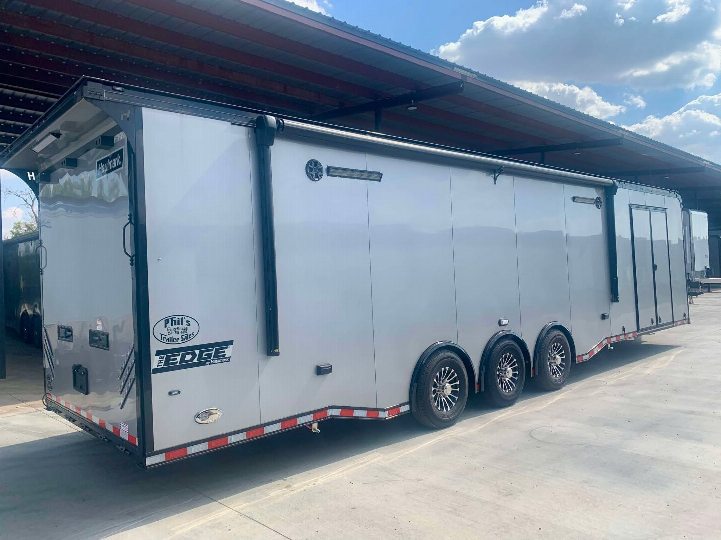 New Haulmark 34' EDGE PRO RACE TRAILER TONGUE BOX ELECTRIC AWNING AIRLINES Car / Racing Trailer