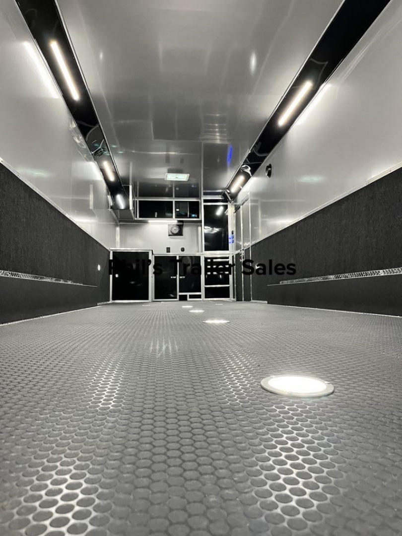 New Haulmark 34' EDGE PRO RACE TRAILER TONGUE BOX ELECTRIC AWNING AIRLINES Car / Racing Trailer