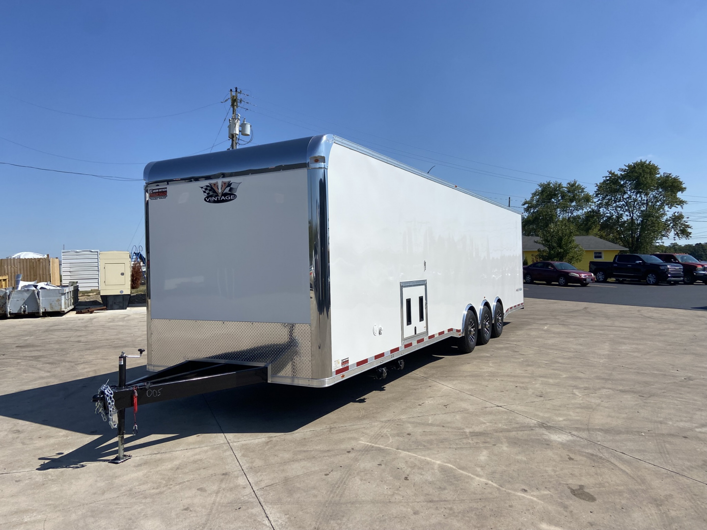 New 2026 Vintage Race Trailer with Bath 34'