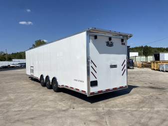 New 2026 Vintage Race Trailer with Bath 34'