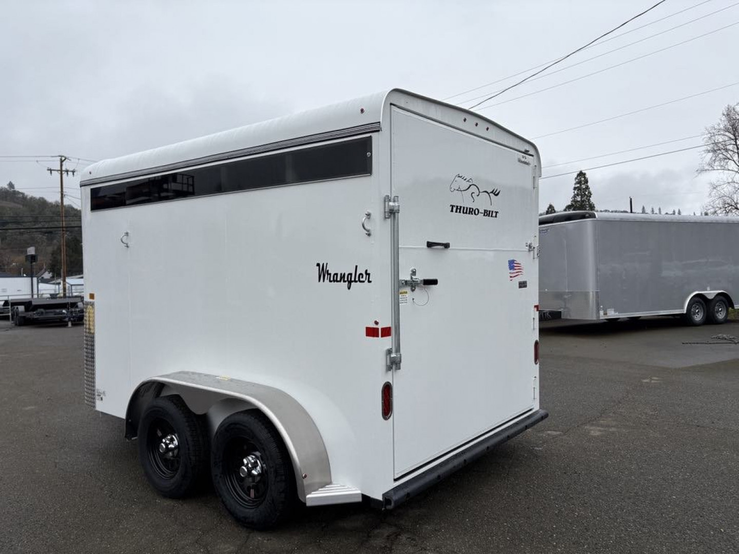 New 2 HORSE SLANT 2026 Thuro-Bilt Wrangler 2H TRAILER