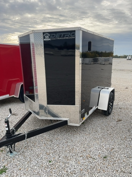 New 2026 Cargo Express EX DLX 5' x 8' 3K Idler Ramp Door Cargo / Enclosed Trailer