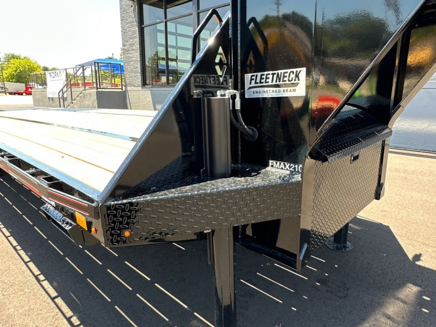 New 2023 Diamond C Trailers FMAX Gooseneck Bodies
