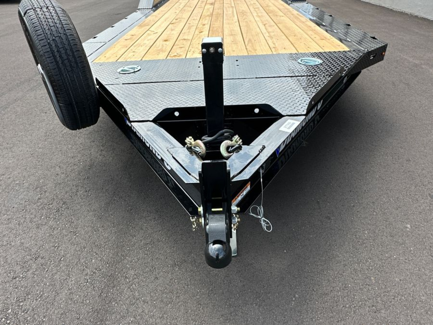 New 2024 Diamond C Trailers GTF Car Hauler