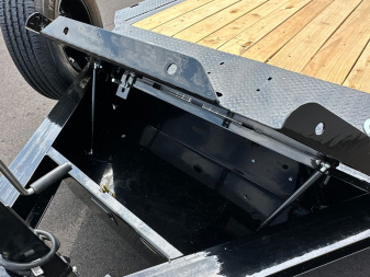 New 2024 Diamond C Trailers GTF Car Hauler