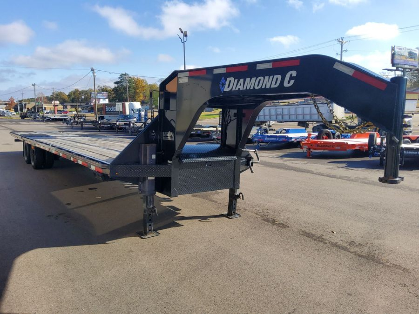 Used 2022 Diamond C Trailers FMAX Gooseneck Bodies