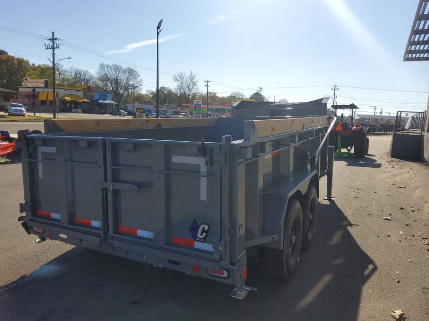 New 2025 Diamond C Trailers LPT Dump Trailer