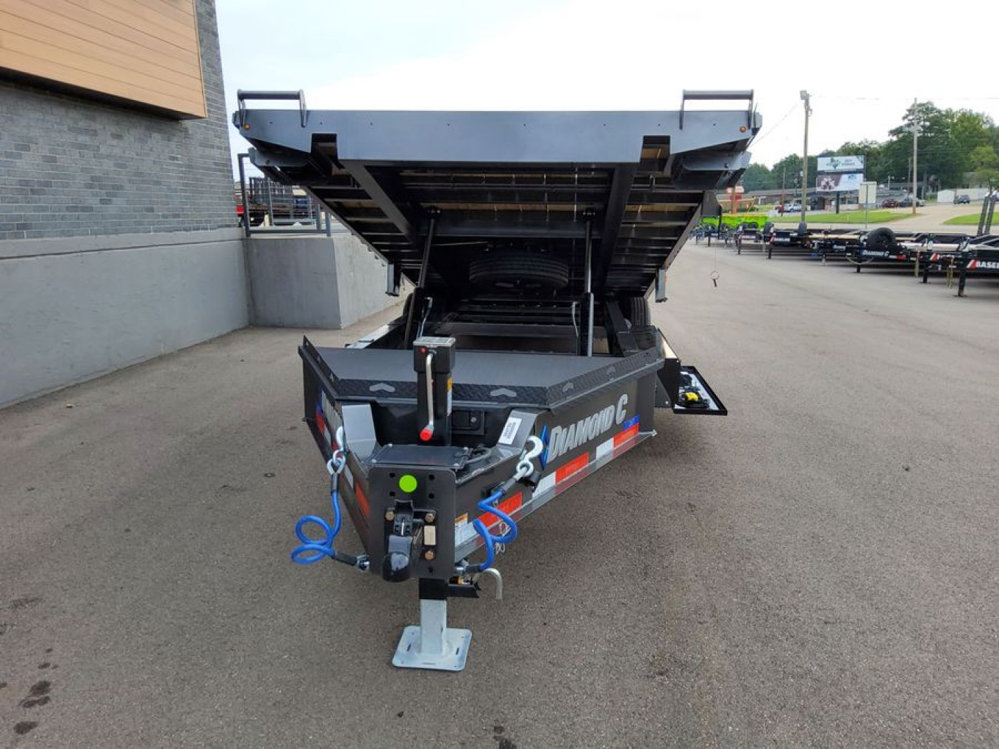 New 2026 Diamond C Trailers DET Equipment Trailer