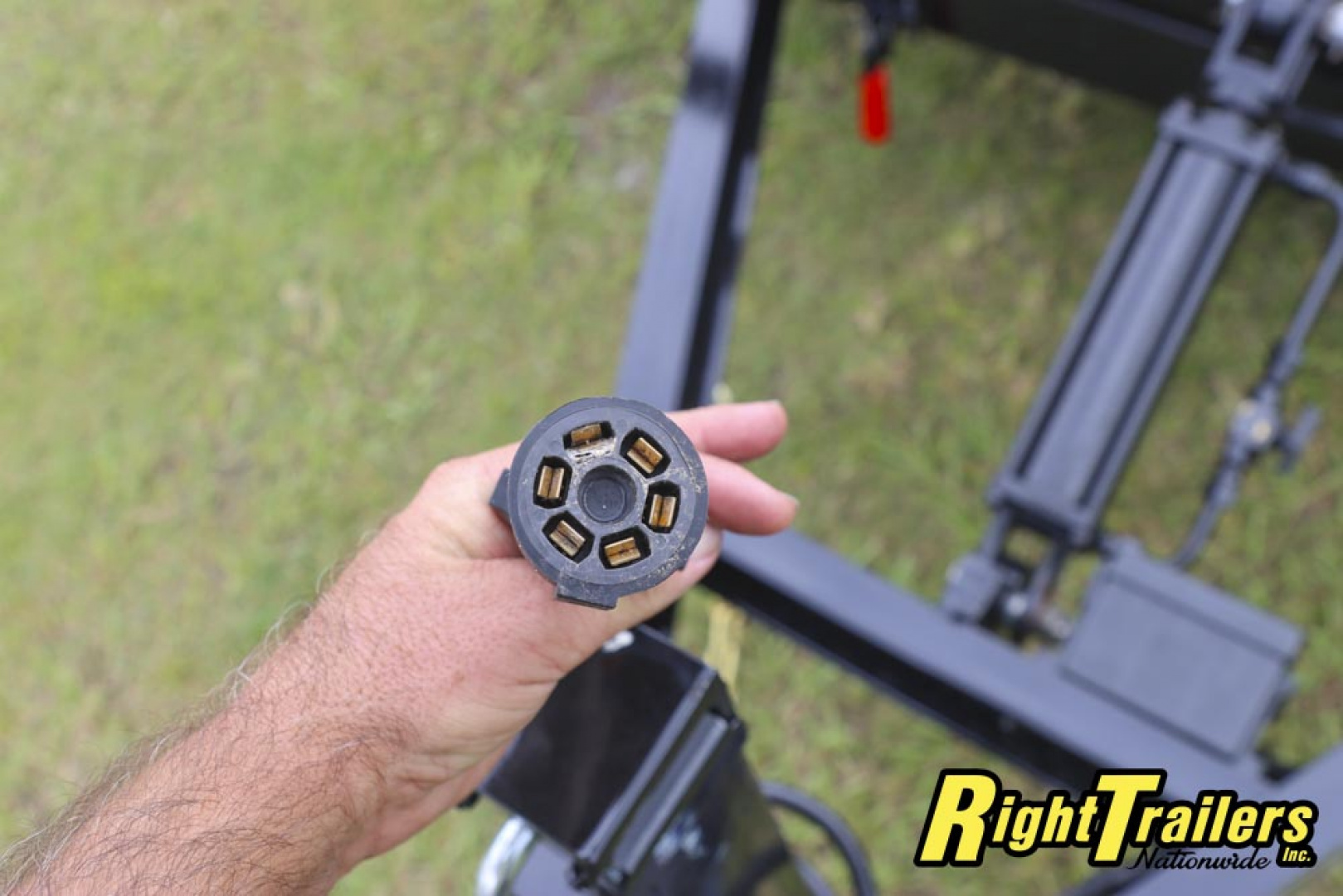 Used 2025 6.8X10 DP Platinum Star SCISSOR LIFT Tilt Trailer