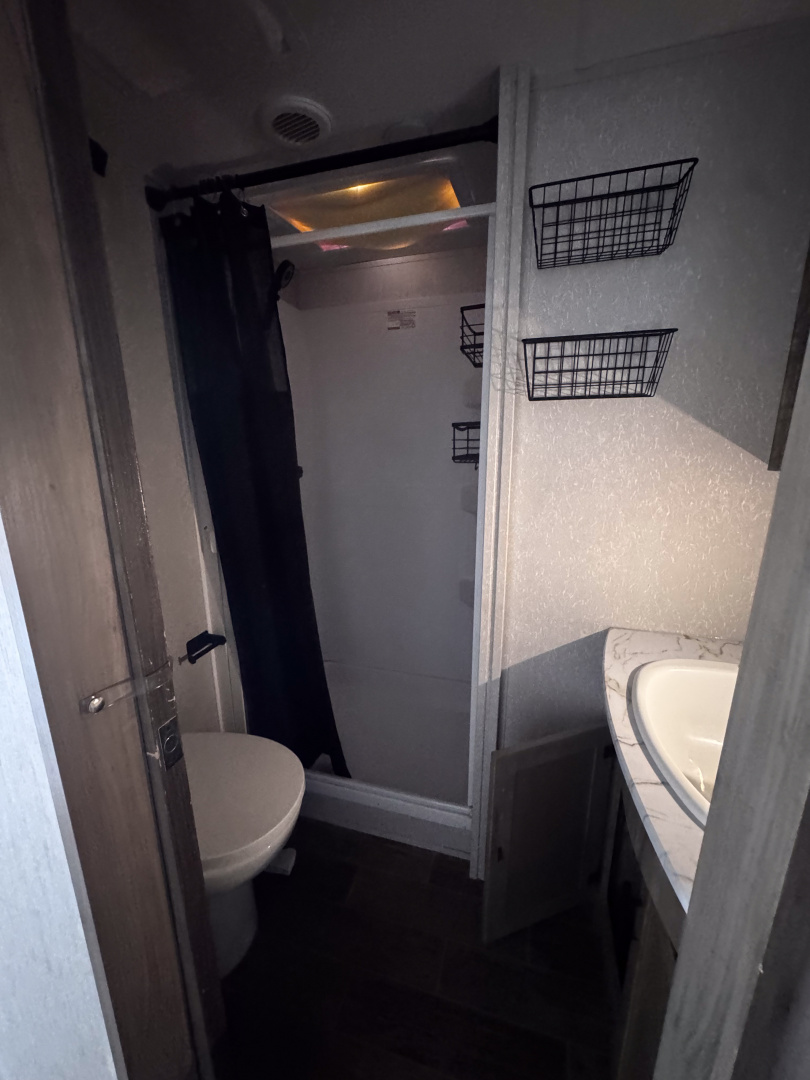 Used 2021 Forest River ARCTIC WOLF Fifth Wheel