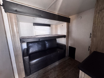 Used 2021 Forest River ARCTIC WOLF Fifth Wheel
