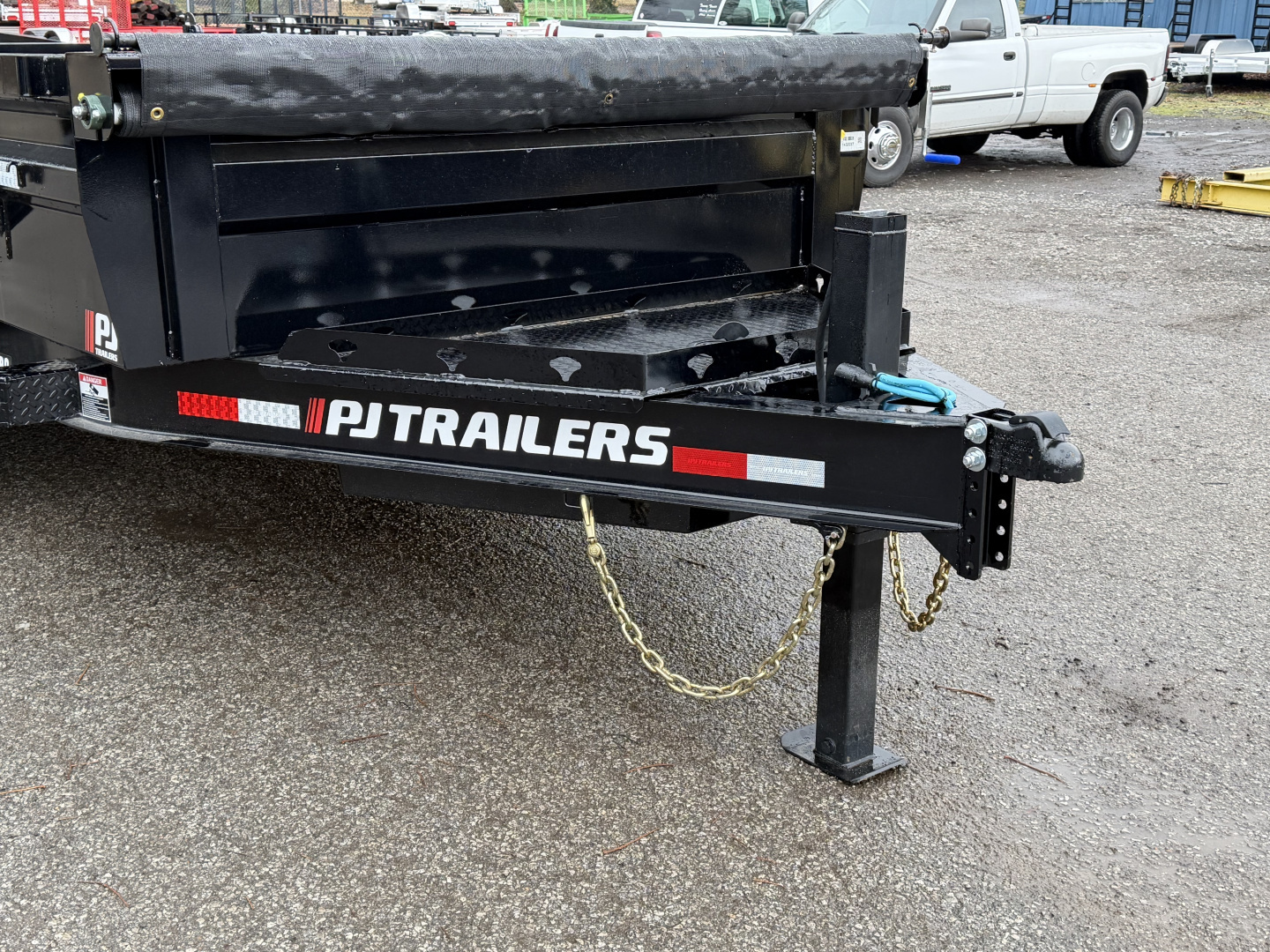 New 2026 PJ Trailers 14' x 83" (DL) 14K Low-Profile PRO Series - Hydraulic Jack Dump Trailer