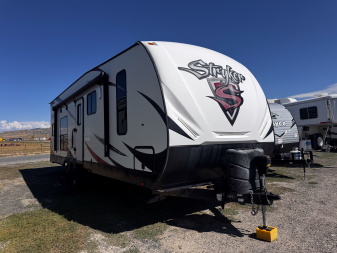 Used 2015 Stryker Trailers TOYHAULER Toy Hauler