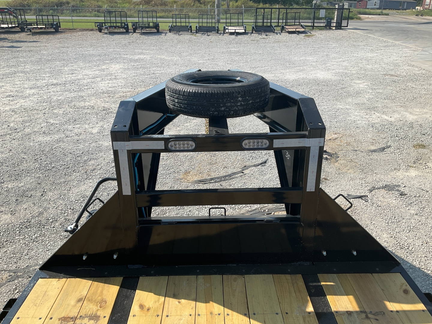 New 2026 Big Tex 102"x35' GN Tandem Dual Flatbed – 25GN