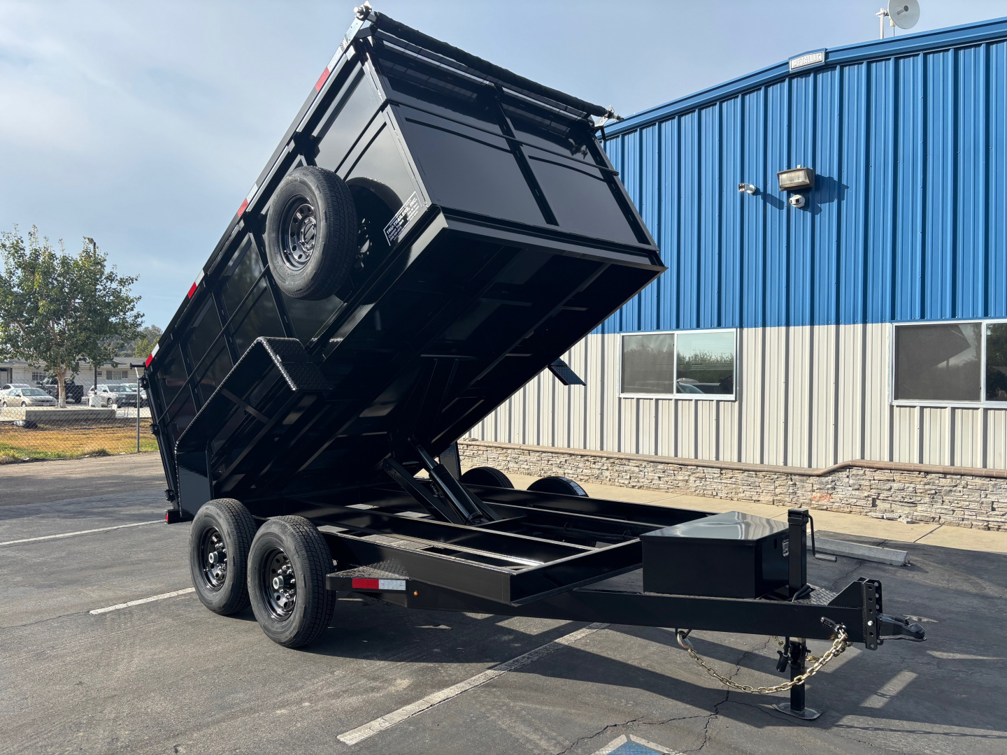New 2025 TRU 7'x12'x4' Scissor Hoist Dump Trailer 14k w/ Ramps