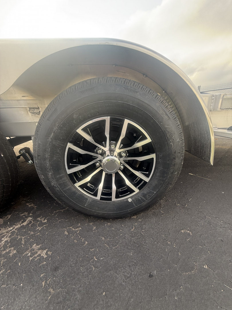 New H&H Trailers 7x20  10k Easy Loader D-rings Wood Deck