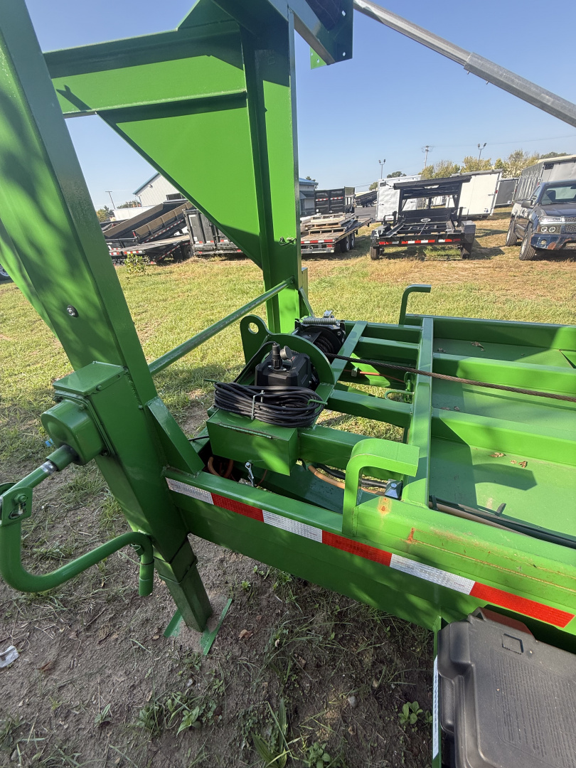 New U-Dump 7x14 14k roll off trailer, electric tarp, 2 batteries, warn winch,goose neck