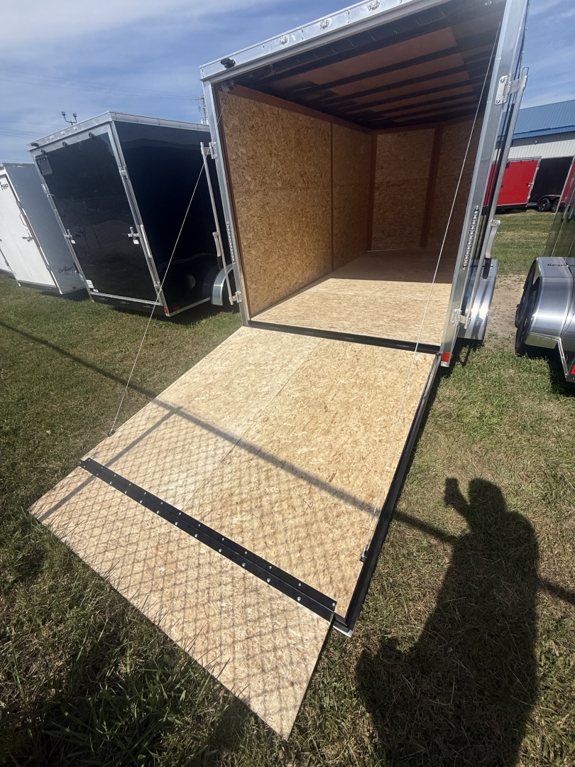 New Team Spirit Trailers 7x14 7k v-nose, polycor
