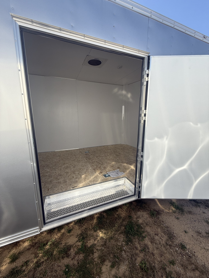 New Team Spirit Trailers 8.5x24 10k white walls beavertail screwed sides