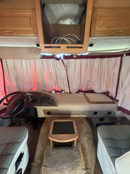 Used 1999 Fleetwood RV Southwind Storm Class A