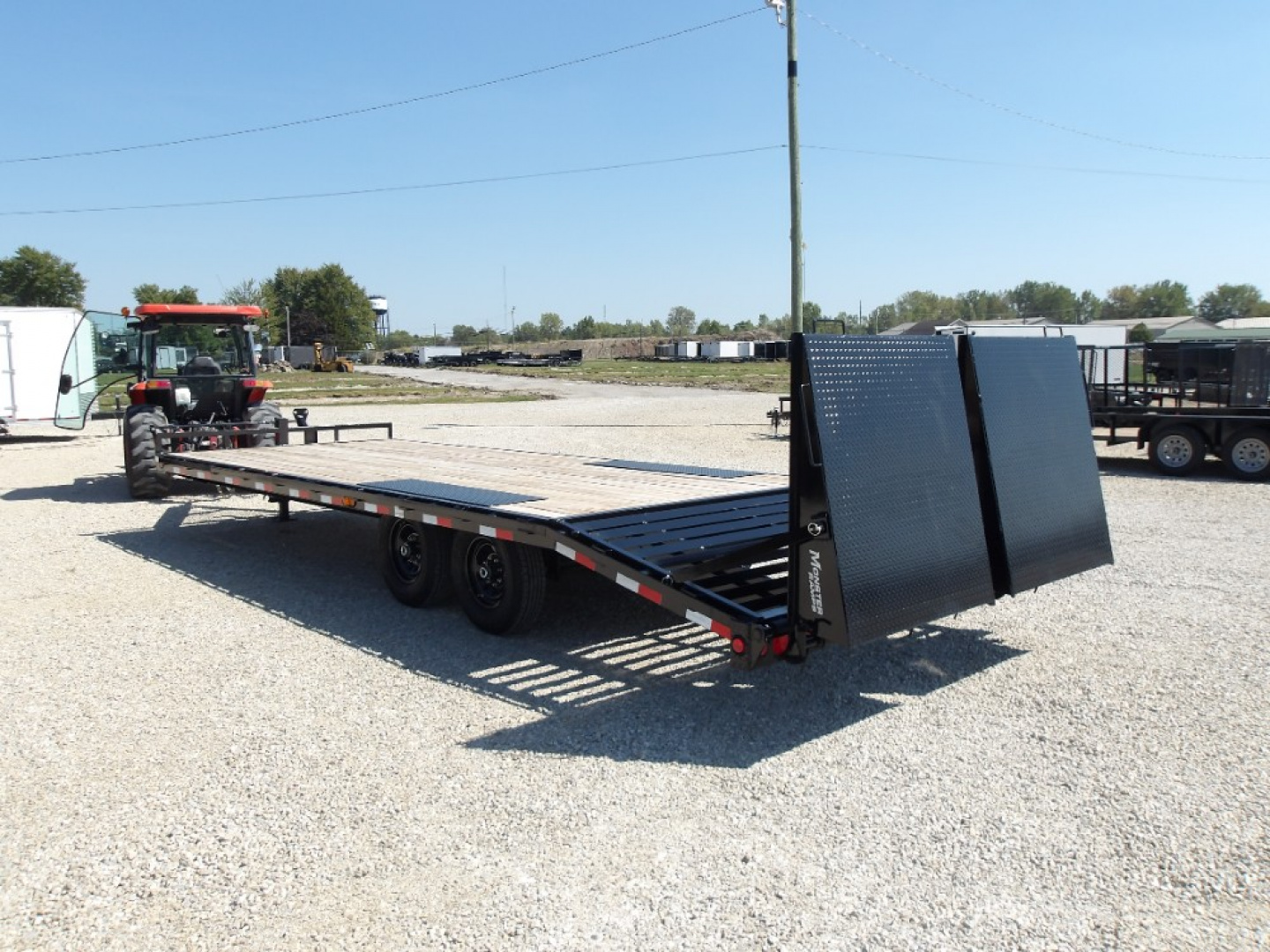New 2026 PJ Trailers F8242 Deckover Trailer
