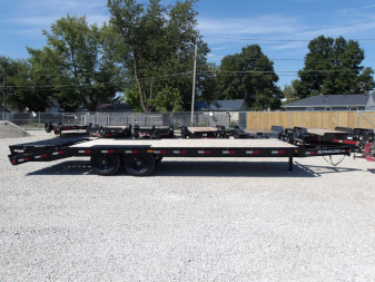 New 2026 PJ Trailers F8242 Deckover Trailer