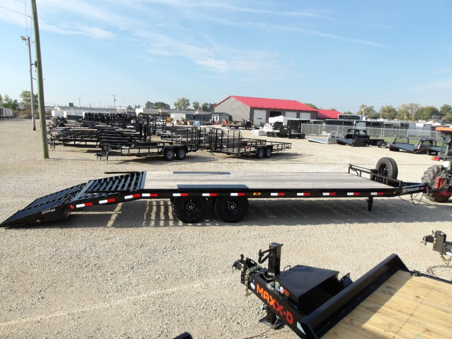 New 2026 PJ Trailers F8242 Deckover Trailer