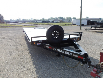 New 2026 PJ Trailers F8242 Deckover Trailer