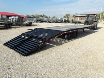 New 2026 PJ Trailers F8242 Deckover Trailer