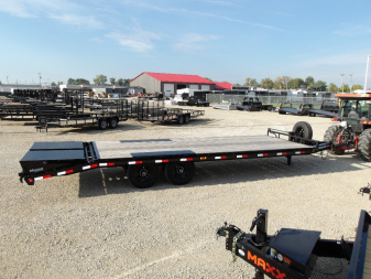 New 2026 PJ Trailers F8242 Deckover Trailer