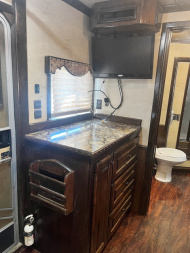 Used 2014 Platinum 4 Horse Reverse Load Living Quarters Trailer