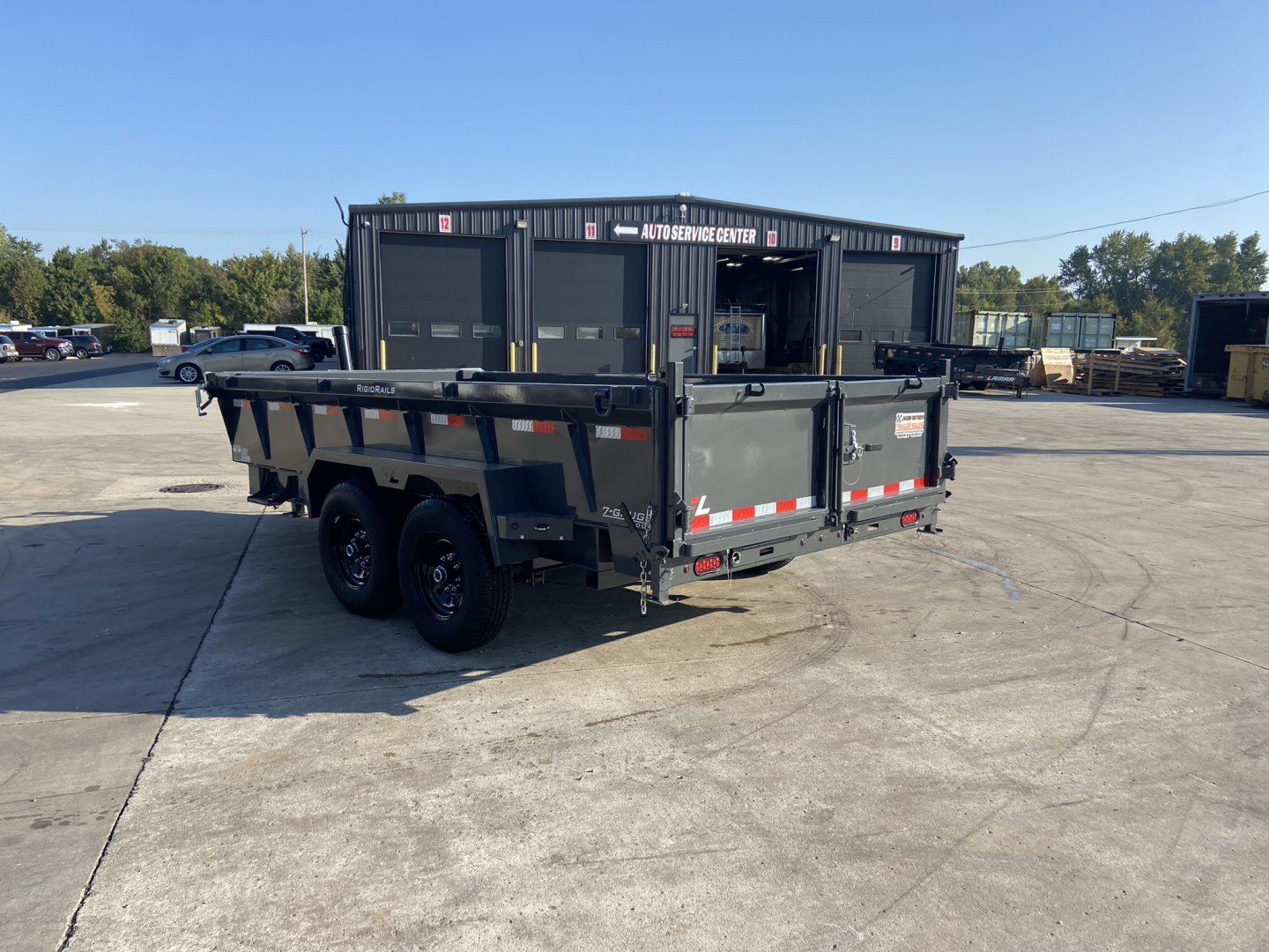 New 2026 Lamar Dump Trailer 14'