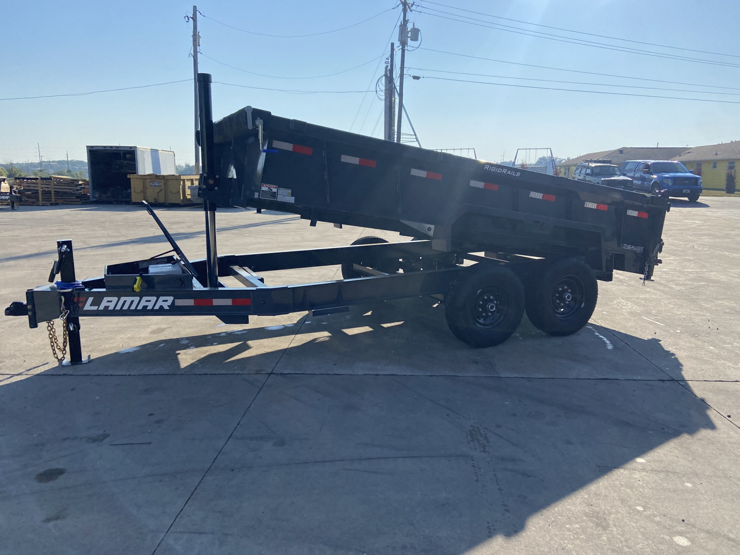 New 2026 Lamar Dump Trailer 14'