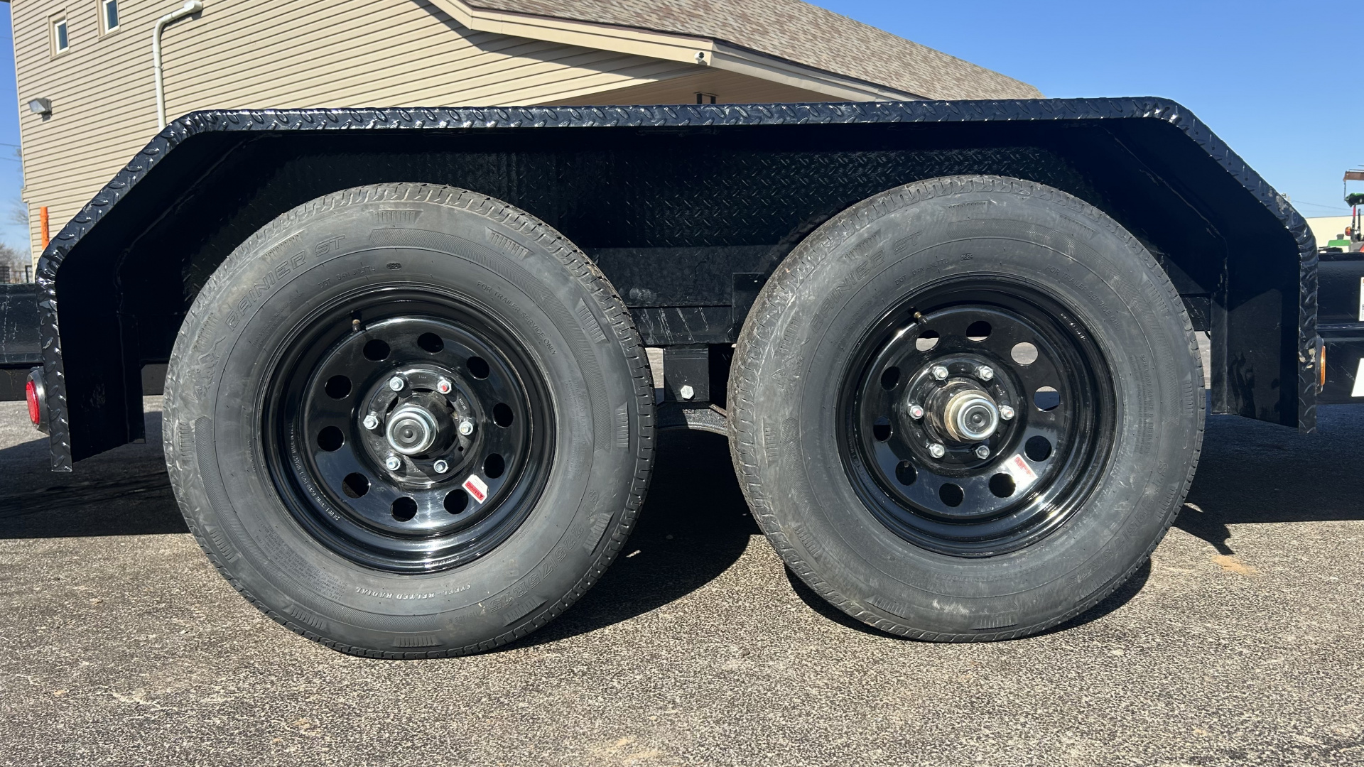 New 2026 PJ 83"x20' Channel Car Hauler – CE