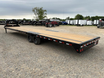 New 2026 PJ 102"x40' GN Low-Pro Flatbed w/ Singles - LX