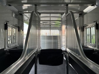 New 2026 4-Star 5-7 Head to Head Horse Trailer