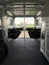 New 2026 4-Star 5-7 Head to Head Horse Trailer